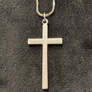 Vintage 925 Silver Cross Pendant Necklace with 17" Square Chain